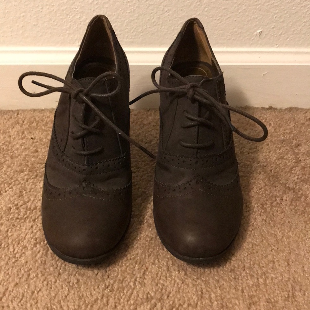 Oxford heels
